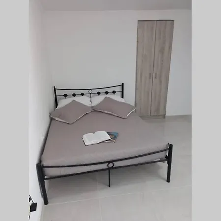 Apartment Baxes Holiday